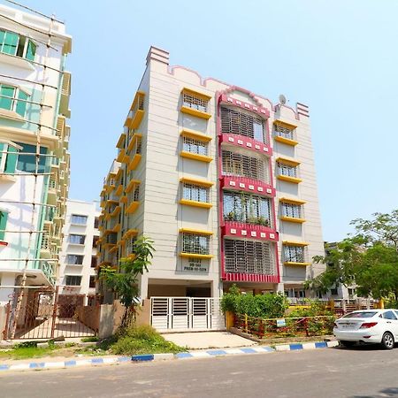 Oyo 30269 Amar Raj Inn Kolkata Luaran gambar